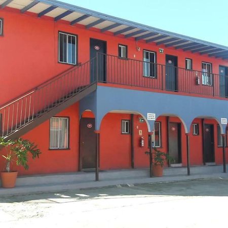 Motel Agora 엔세나다 외부 사진